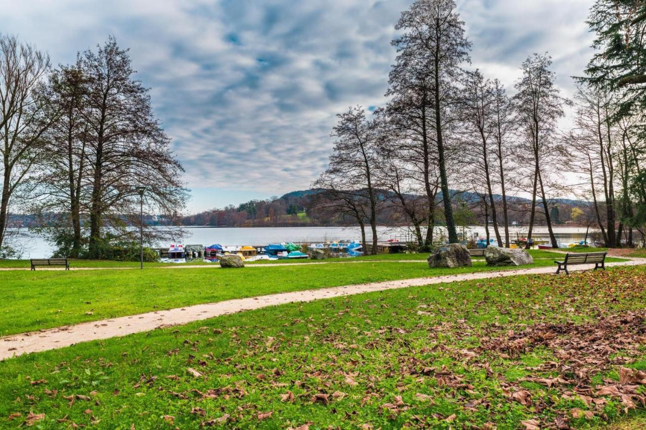 Villa Martine Au Bord Du Lac - Happy Rentals Cadrezzate Exterior foto